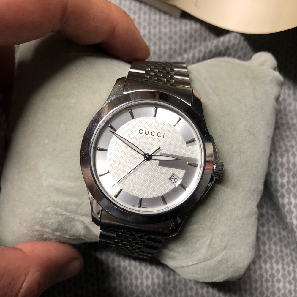 Brand new men’s Gucci watch